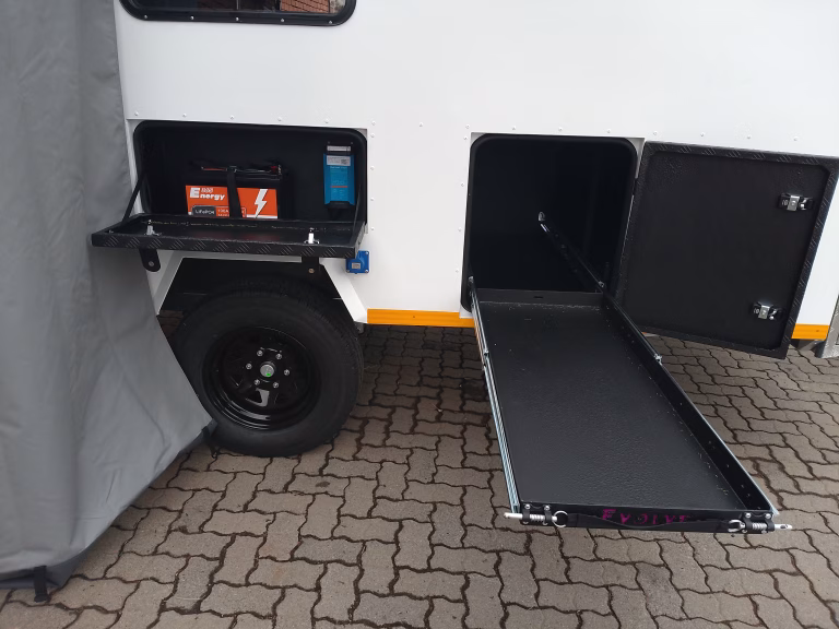 Moremi Evolve Trailvan